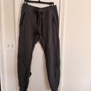 ALO YOGA Moto Joggers — Grey (Size Large)  Athleisure
